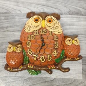 Vintage 1970's Arnel's Hand Painted Ceramic Owl Wall Clock Working